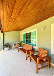 Excellent house 6/4 - Cond. Paradise - Close to the beach