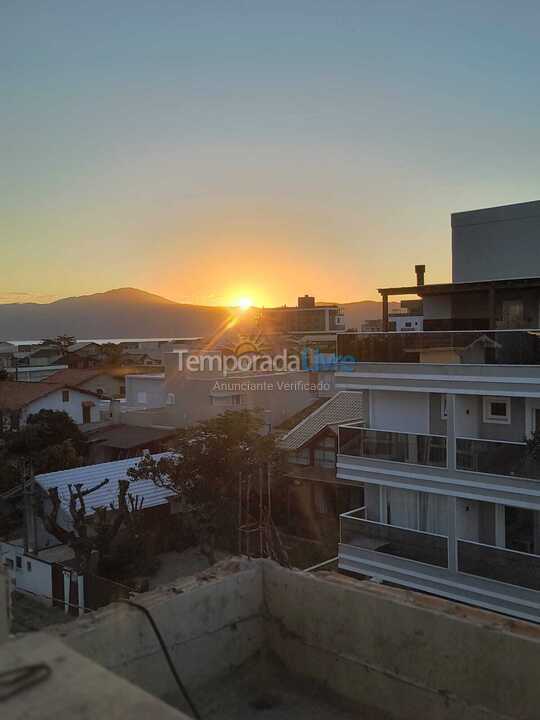 Apartamento para aluguel de temporada em Bombinhas (Canto Grande)