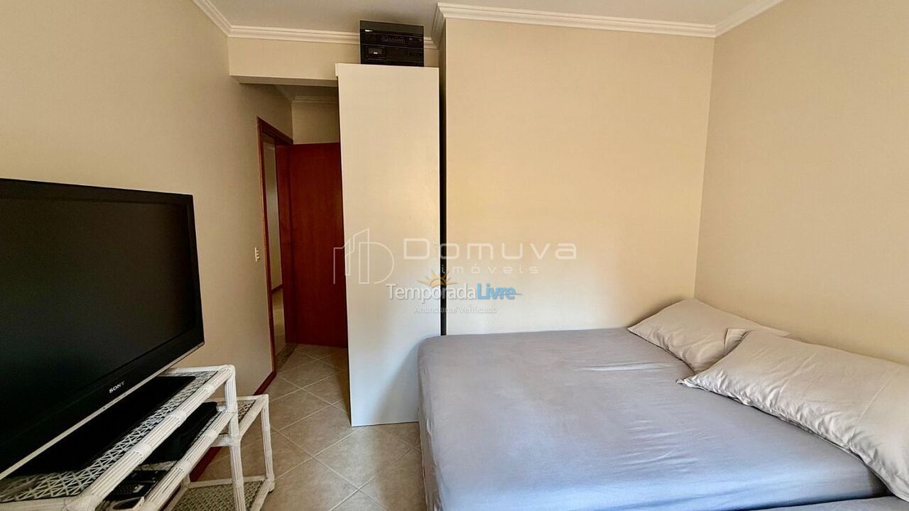 Apartment for vacation rental in Balneário Camboriú (Centro)