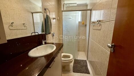 Vacation Rental: Ed Saint Denis, second block, 2 bedrooms, 1 suite, downtown Balneário Camboriú