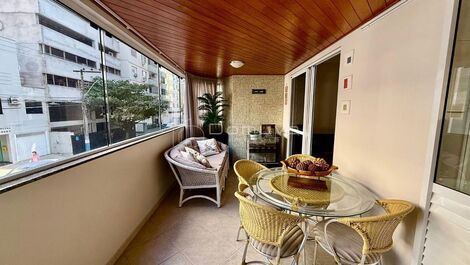 Vacation Rental: Ed Saint Denis, second block, 2 bedrooms, 1 suite, downtown Balneário Camboriú
