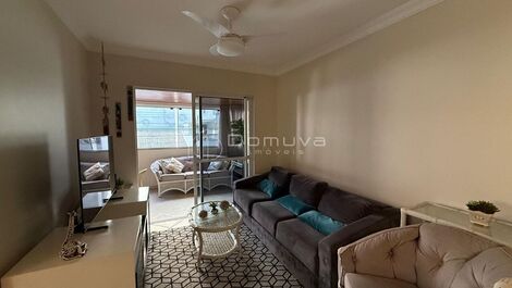 Vacation Rental: Ed Saint Denis, second block, 2 bedrooms, 1 suite, downtown Balneário Camboriú