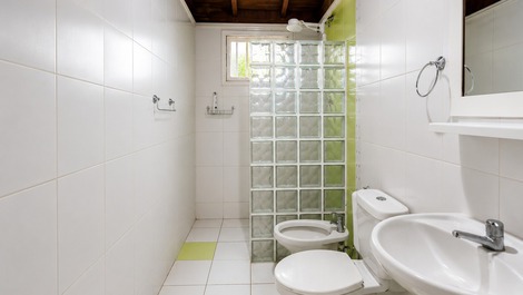 CHÁCARA MOGI DAS CRUZES, COM PISCINA, HIDROMASSAGEM, CAMPO