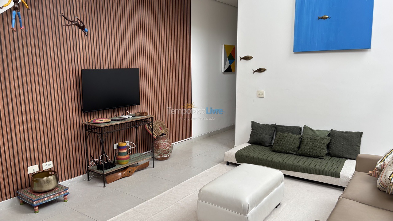 Casa para alquiler de vacaciones em Bertioga (Jardim São Lourenço)