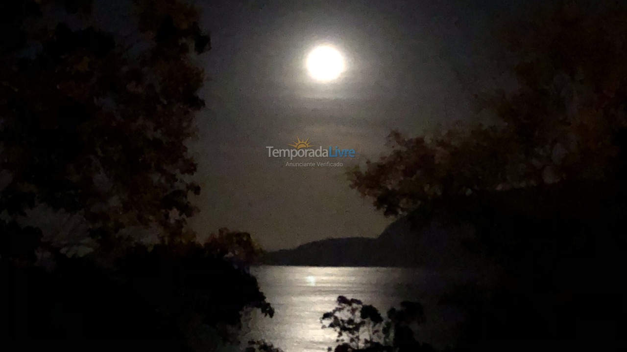 Casa para aluguel de temporada em Ilhabela (Praia da Feiticeira)