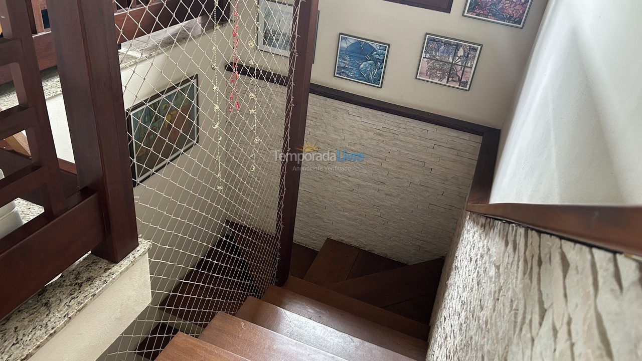 Casa para aluguel de temporada em Ilhabela (Praia da Feiticeira)