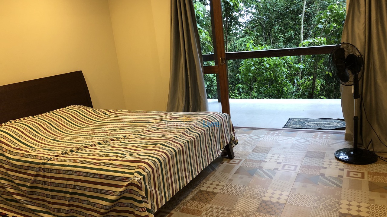 Casa para aluguel de temporada em Ilhabela (Praia da Feiticeira)