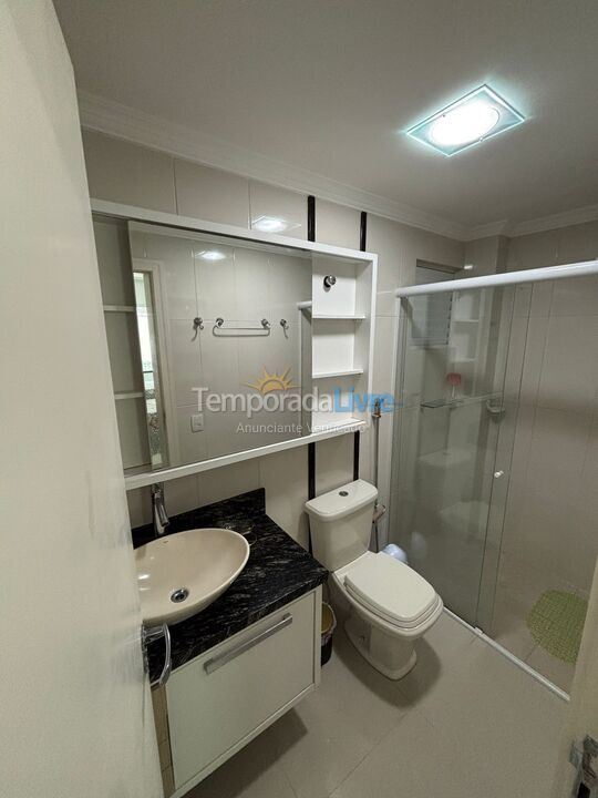 Apartamento para aluguel de temporada em Itapema (Meia Praia)