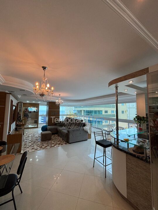 Apartamento para aluguel de temporada em Itapema (Meia Praia)