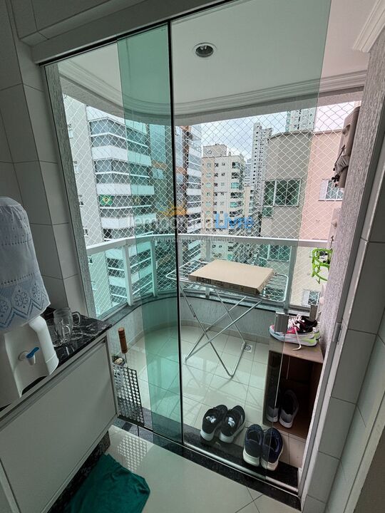Apartamento para aluguel de temporada em Itapema (Meia Praia)