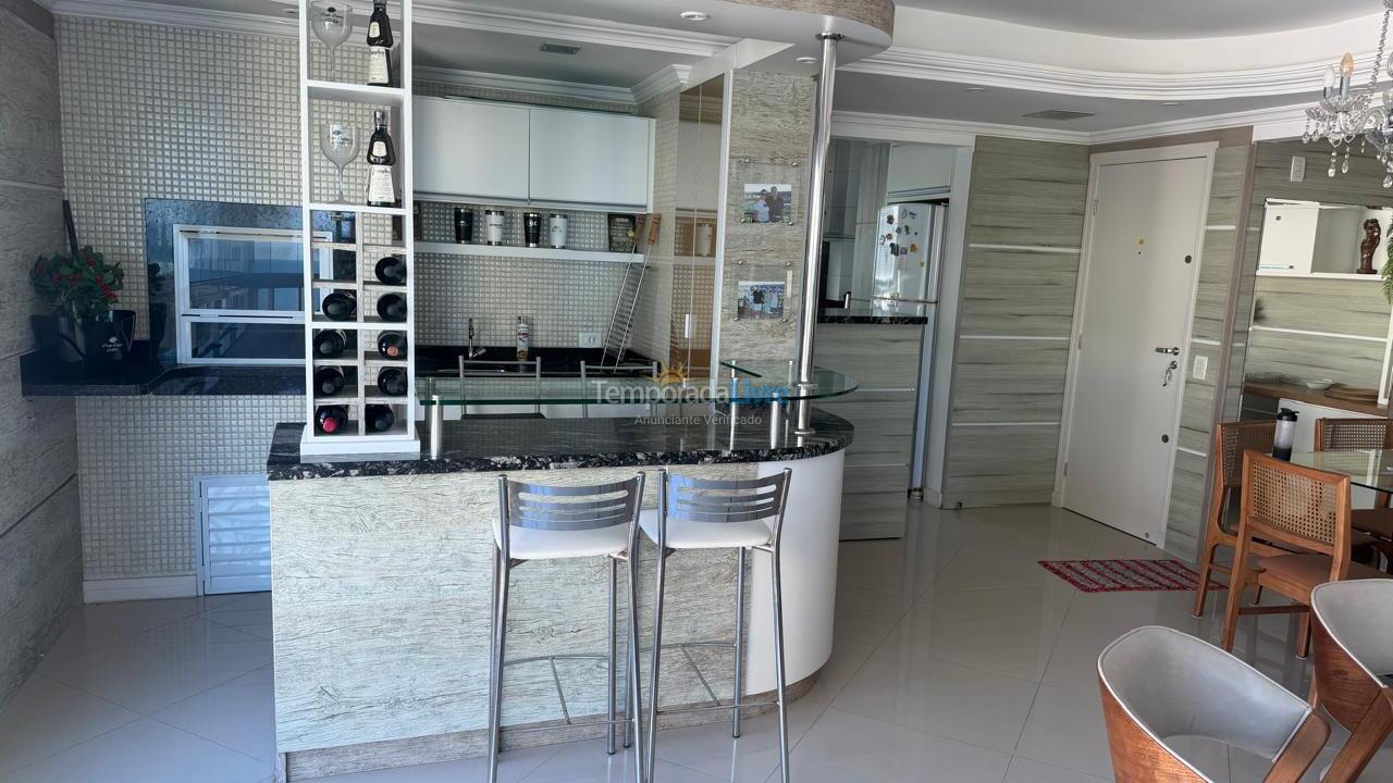 Apartamento para aluguel de temporada em Itapema (Meia Praia)