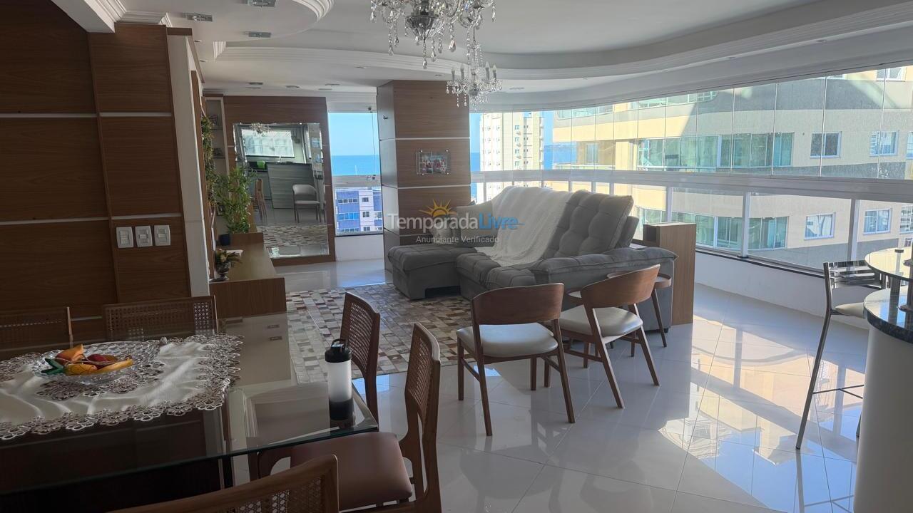 Apartamento para aluguel de temporada em Itapema (Meia Praia)