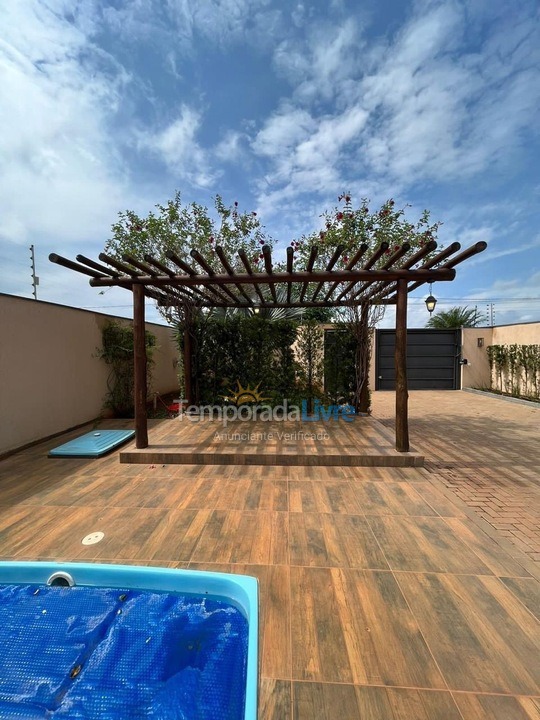 Casa para aluguel de temporada em Olímpia (Bairro Colorado)