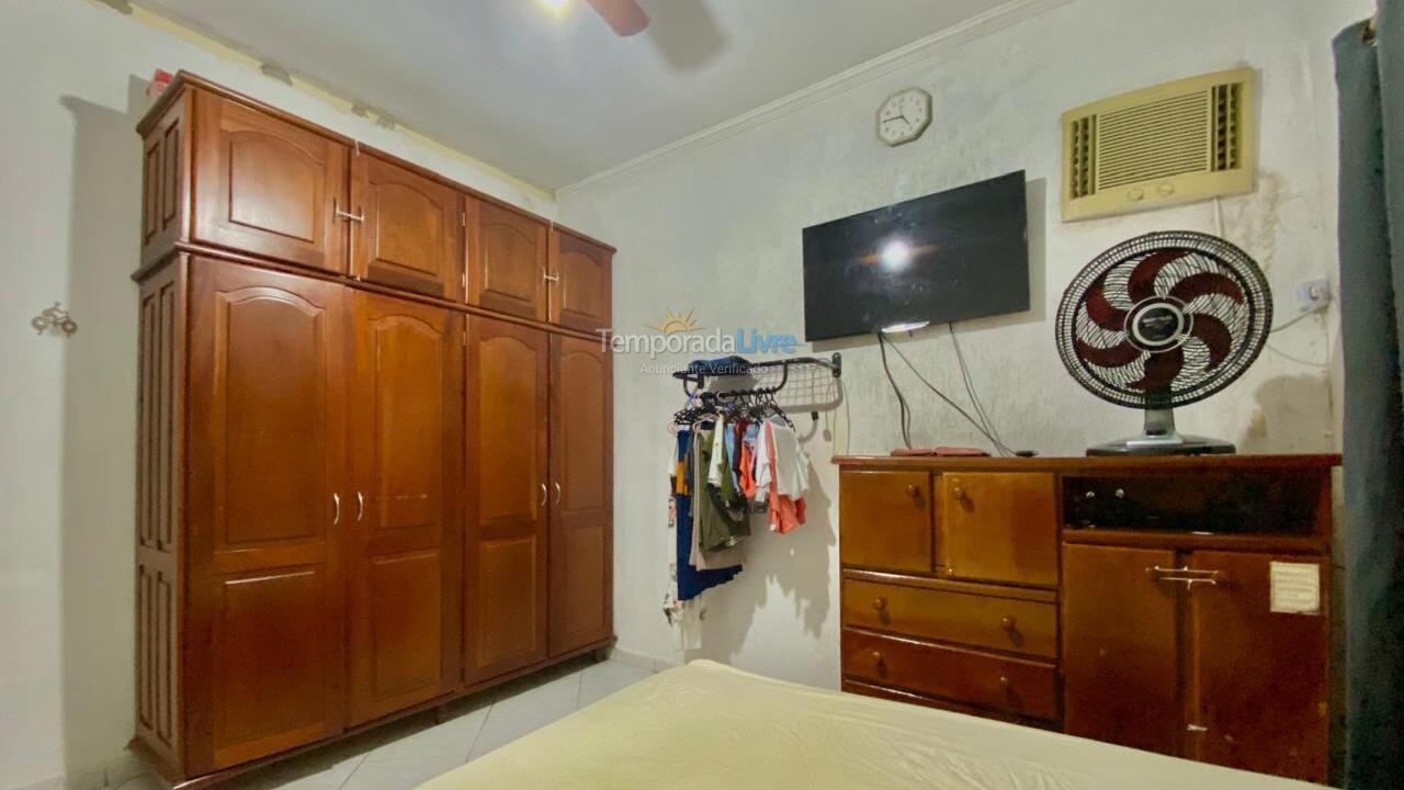 Casa para aluguel de temporada em Guarujá (Enseada)