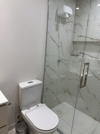 Beautiful apartment very close to Atlântico Shopping Mall.