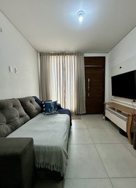 Casa com 2 dormitórios na Praia de Zimbros/Bombinhas!