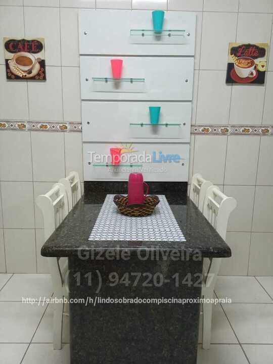 House for vacation rental in Praia Grande (Balneário Florida)
