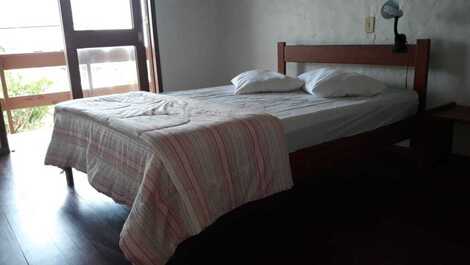 Sobrados em condominio fechado, a 120 mts do mar, Morrinhos, Garopaba