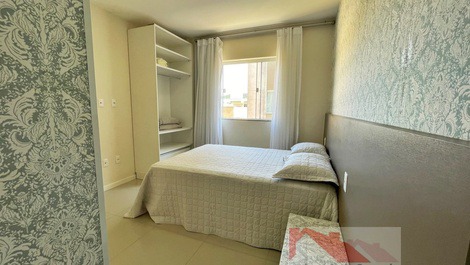 Excellent finely furnished apartment with swimming pool in the center of Bombas.