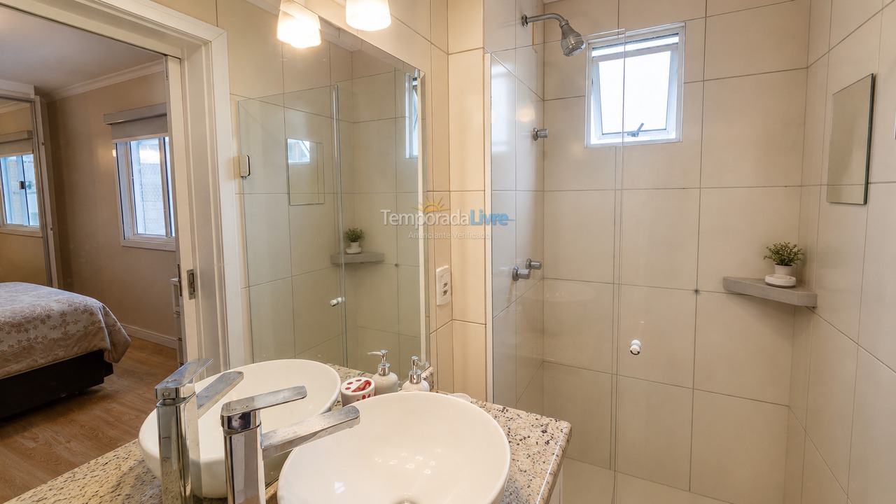 Apartamento para aluguel de temporada em Balneário Camboriú (Centro)