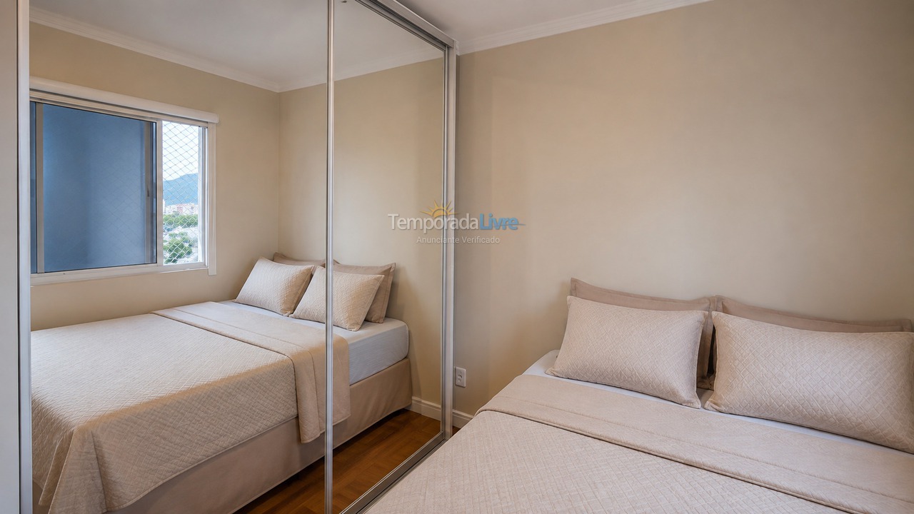 Apartamento para aluguel de temporada em Balneário Camboriú (Centro)