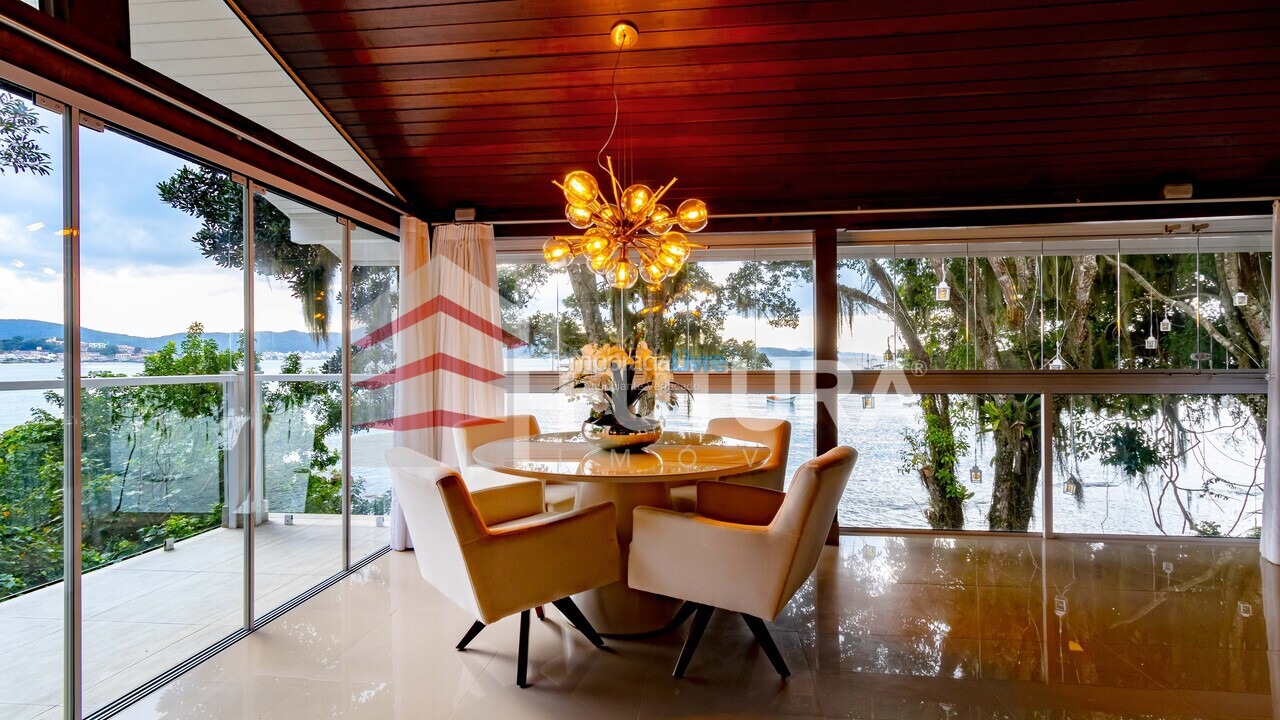 House for vacation rental in Bombinhas (Praia da Lagoinha)