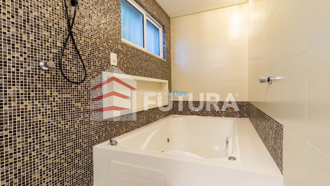 House for vacation rental in Bombinhas (Praia da Lagoinha)