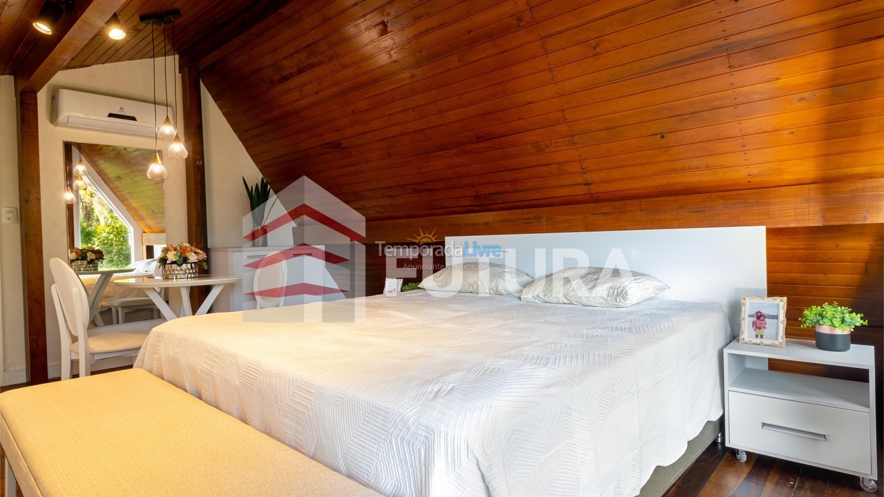 House for vacation rental in Bombinhas (Praia da Lagoinha)