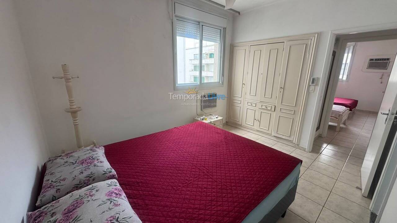 Apartamento para aluguel de temporada em Guarujá (Pitangueiras)