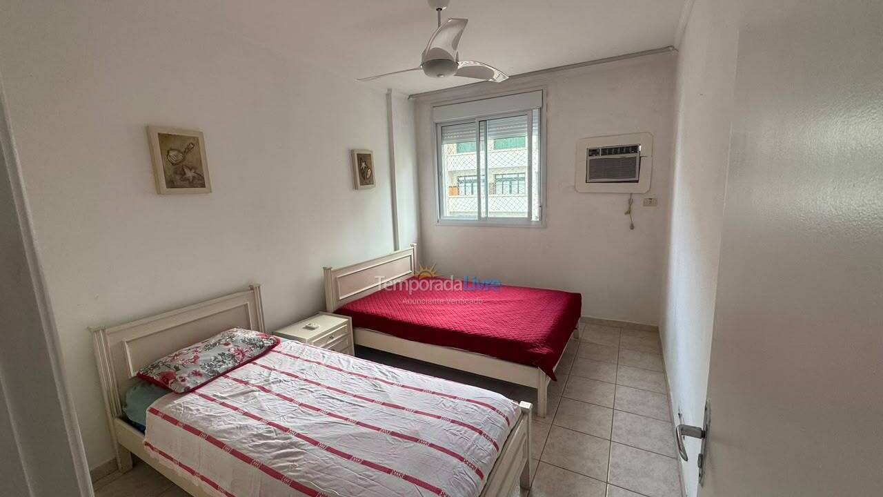 Apartamento para aluguel de temporada em Guarujá (Pitangueiras)