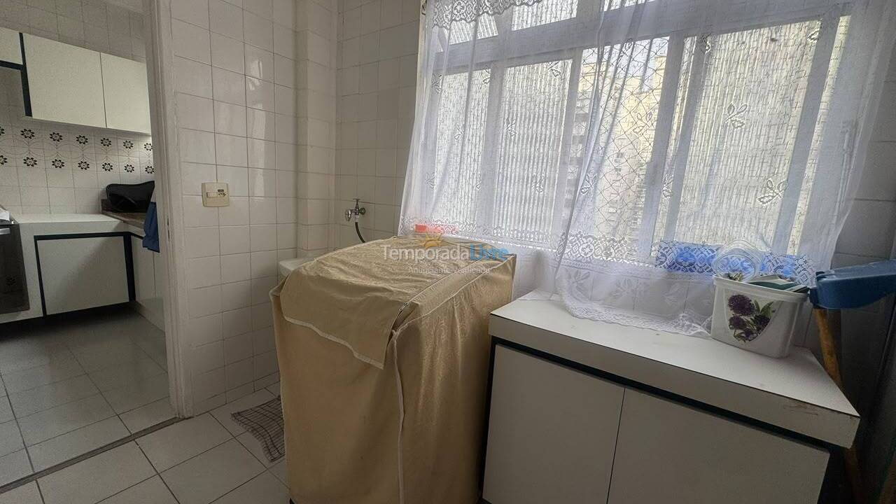 Apartamento para aluguel de temporada em Guarujá (Pitangueiras)