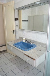 03 Bedrooms in Front of Itararé Beach / SV - 54