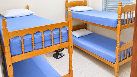 03 Bedrooms in Front of Itararé Beach / SV - 54