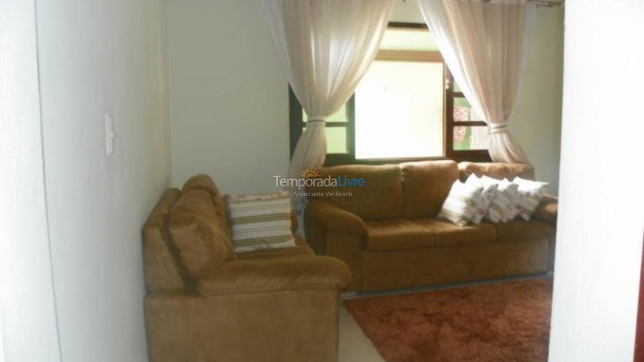 Casa para aluguel de temporada em Bombinhas (Canto Grande)