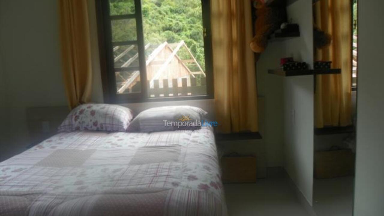 Casa para aluguel de temporada em Bombinhas (Canto Grande)