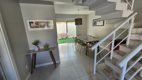 Hermosa casa en el centro de Garopaba 100 metros del mar