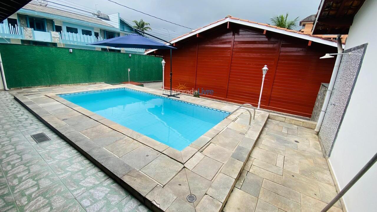 House for vacation rental in Caraguatatuba (Martim de Sá)