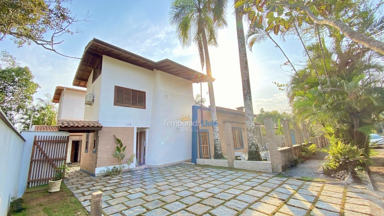 House for vacation rental in Ubatuba (Praia de Itamambuca)