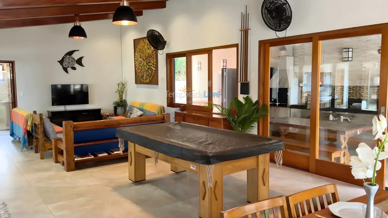 House for vacation rental in Ubatuba (Praia de Itamambuca)