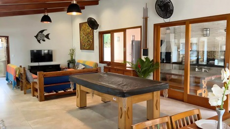 Alegria House | Most complete house in Itamambuca | 5 bedrooms with AC | 3min from the beach | Check in and enjoy your vacation, we have everything you need!