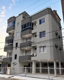 APARTAMENTO DE 2 DORMITORIOS RUA 261 MEIA PRAIA A 40M DEL MAR - ITAPEMA