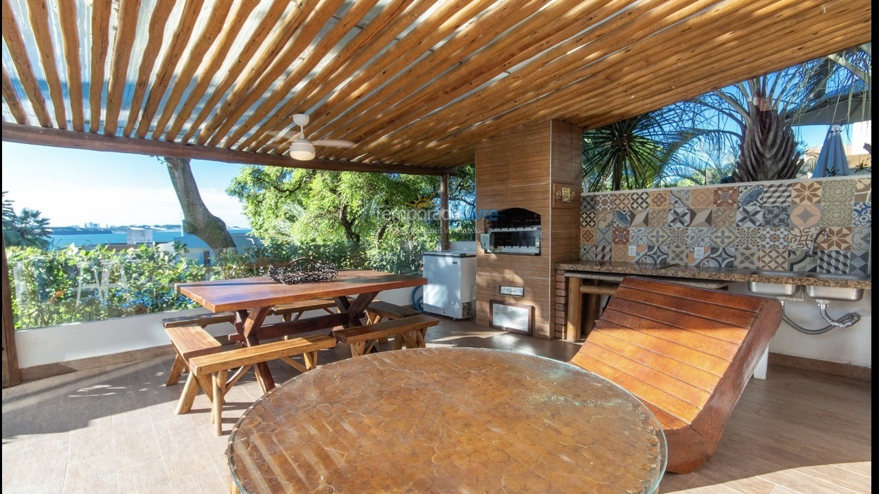 Casa para aluguel de temporada em Parnamirim (Praia de Pirangi do Norte)