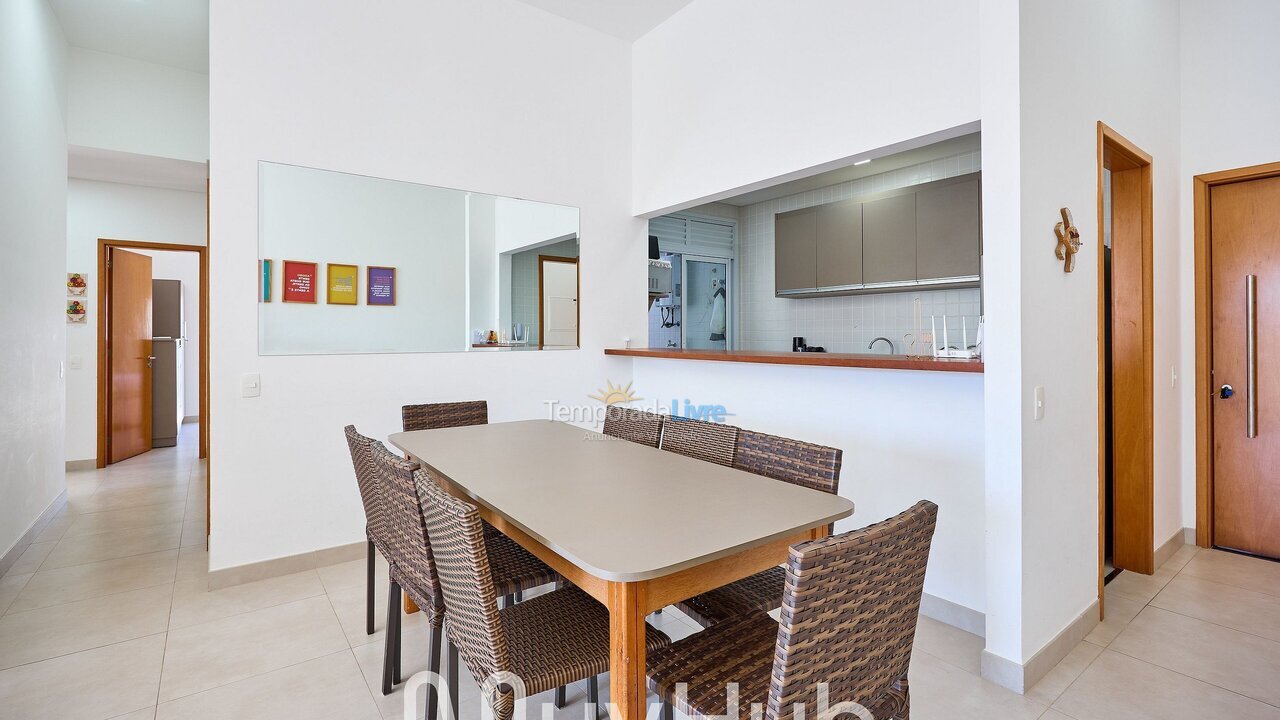 Apartamento para aluguel de temporada em Ubatuba (Praia Grande)