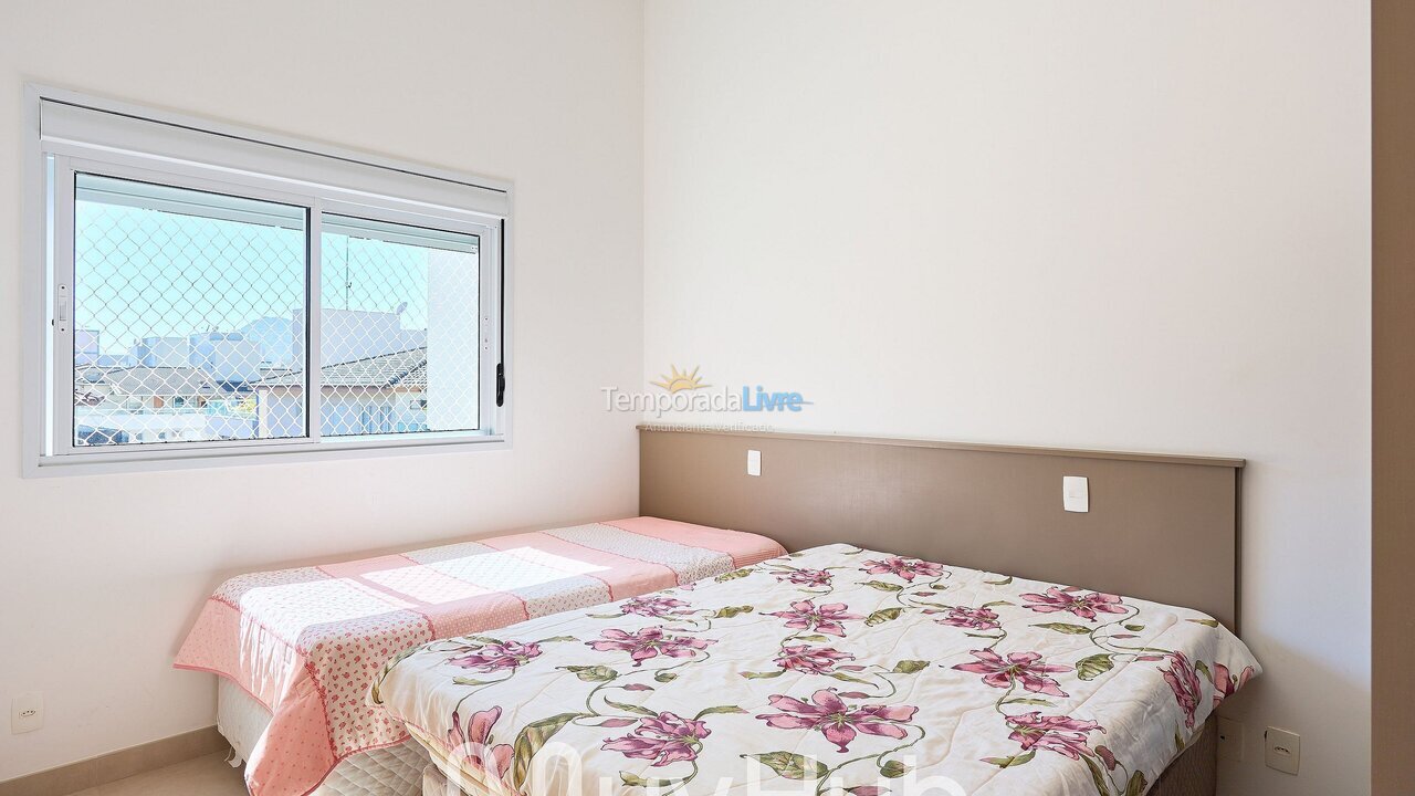 Apartamento para aluguel de temporada em Ubatuba (Praia Grande)