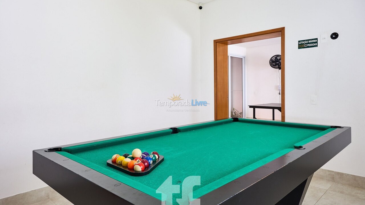 Apartamento para aluguel de temporada em Ubatuba (Praia Grande)