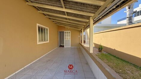 Ca165 - Casa de Praia com Piscina em Canto Grande