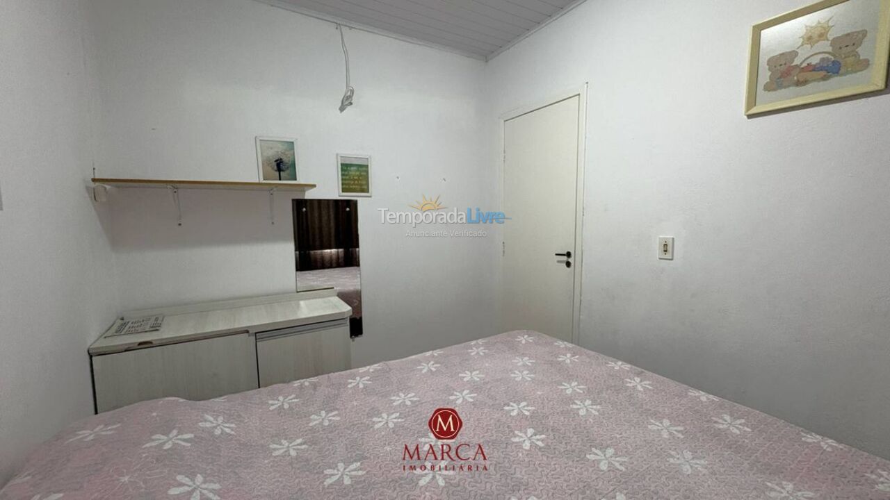 Casa para aluguel de temporada em Bombinhas (Canto Grande)