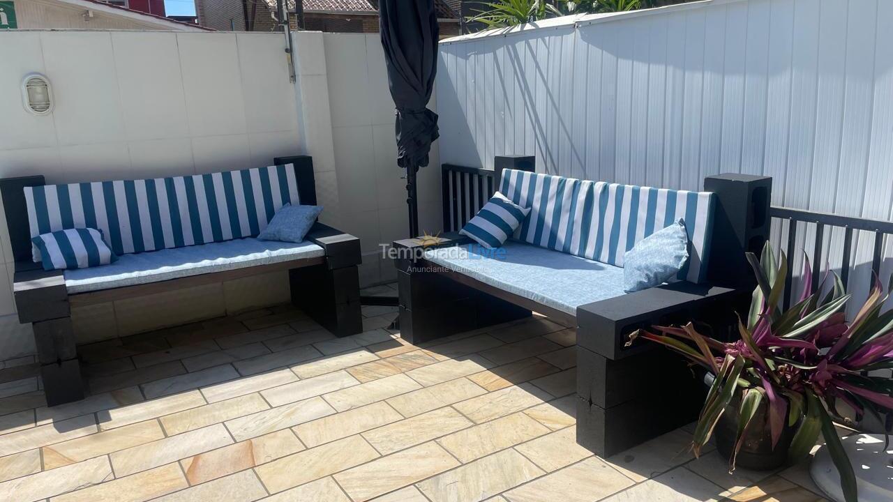 Casa para alquiler de vacaciones em Balneário Piçarras (Piçarras)