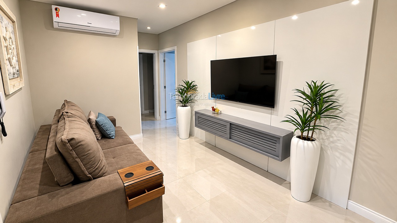 Apartamento para aluguel de temporada em Bombinhas (Canto Grande)