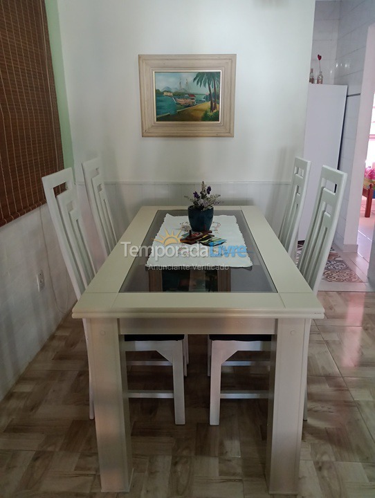 Casa para aluguel de temporada em São Pedro da Aldeia (Centro)